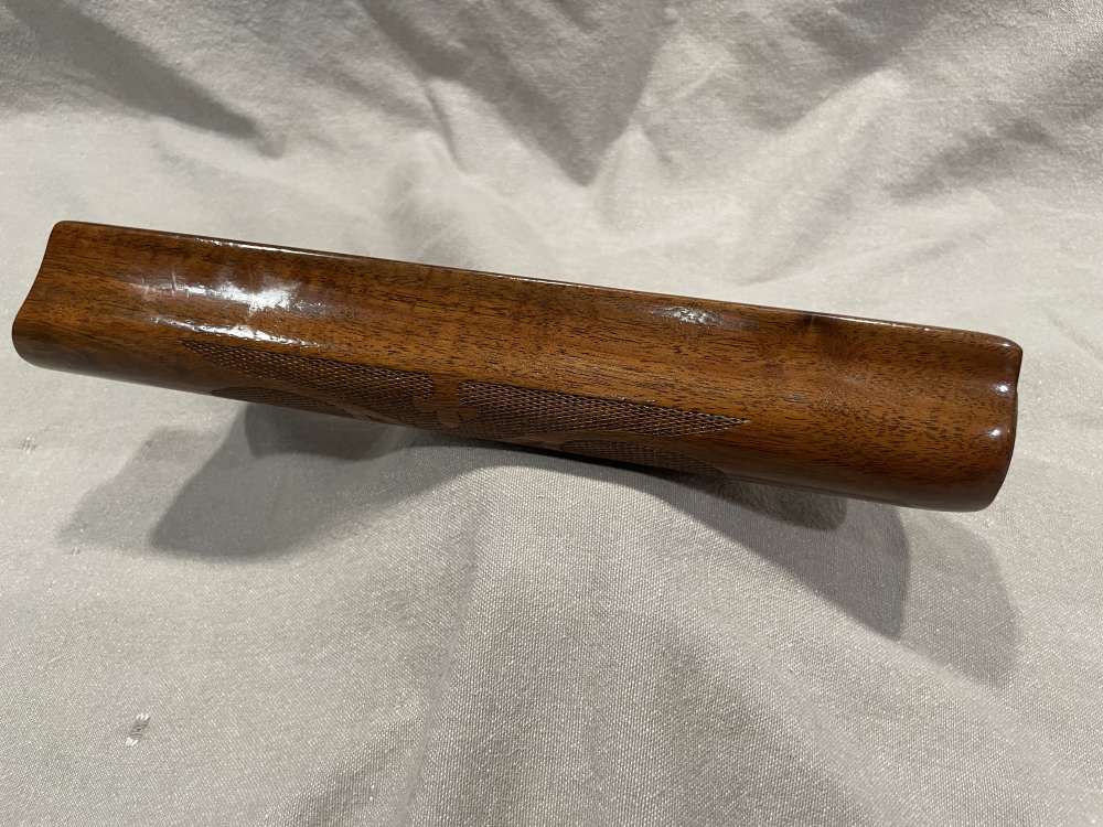Remington 1100 12 Gauge Factory Forearm Walnut Excellent 98% Condition-img-2