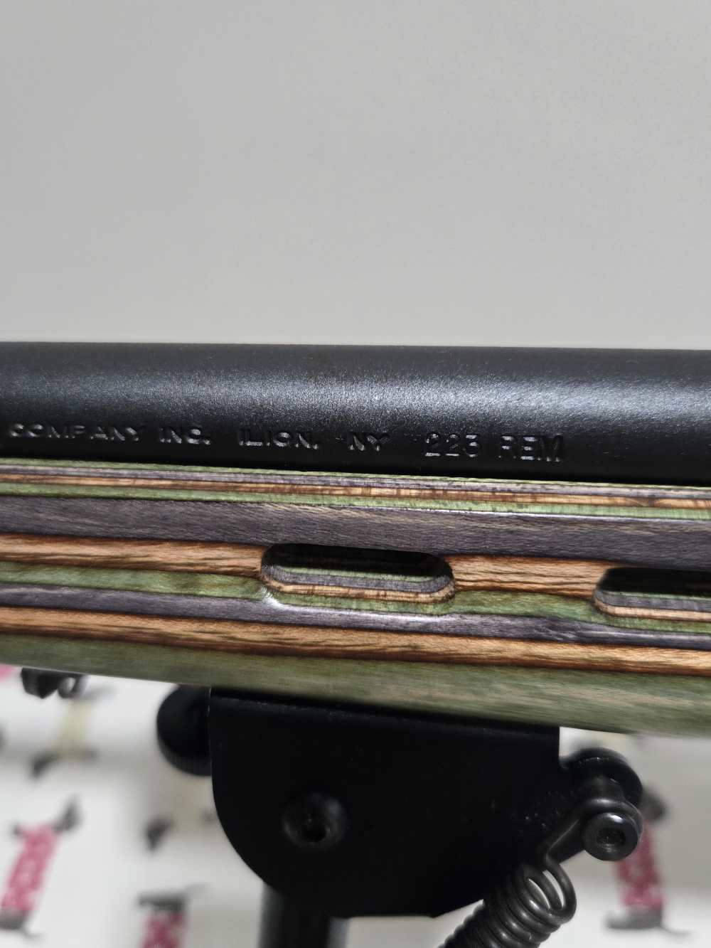 Nice Remington 700 223 win laminated stock -img-2