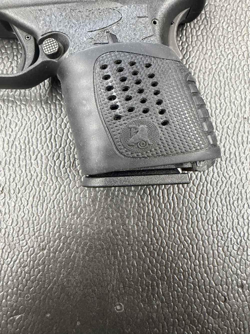 Springfield Armory XD-s 45 ACP with case and gear-img-7