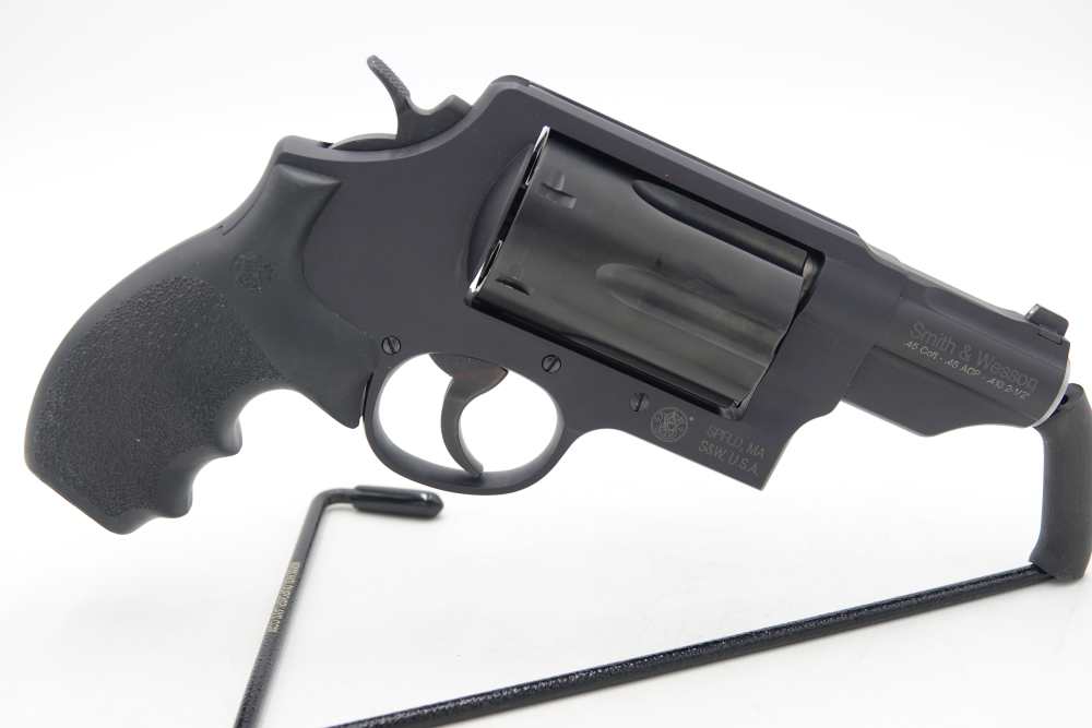 Smith & Wesson Governor .410/.45 Colt/.45 ACP Revolver Black-img-10