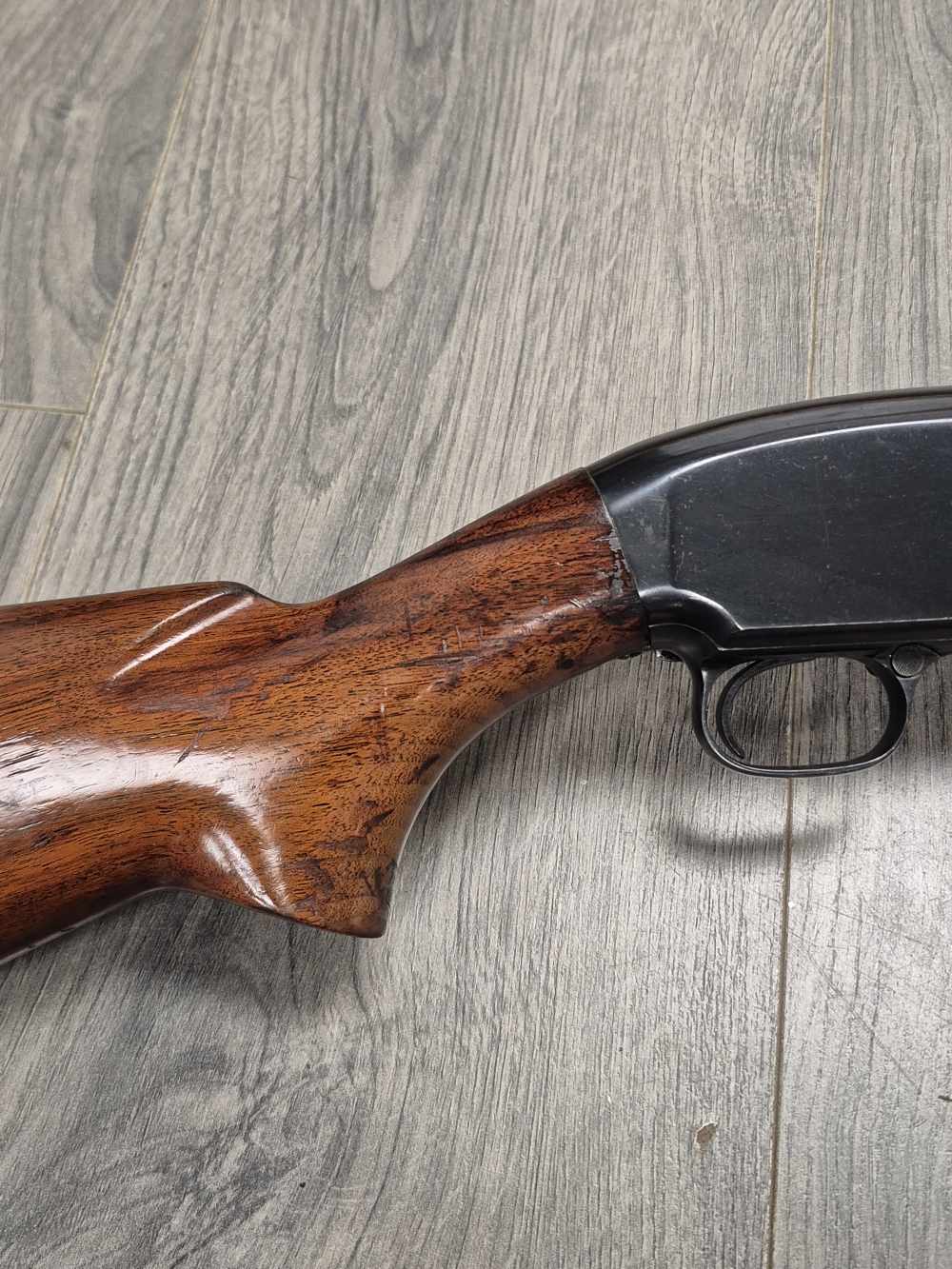 PENNY! VERY NICE WINCHESTER MODEL 12 PUMP SHOTGUN 16 GAIGE 1941 MADE 85%-img-19