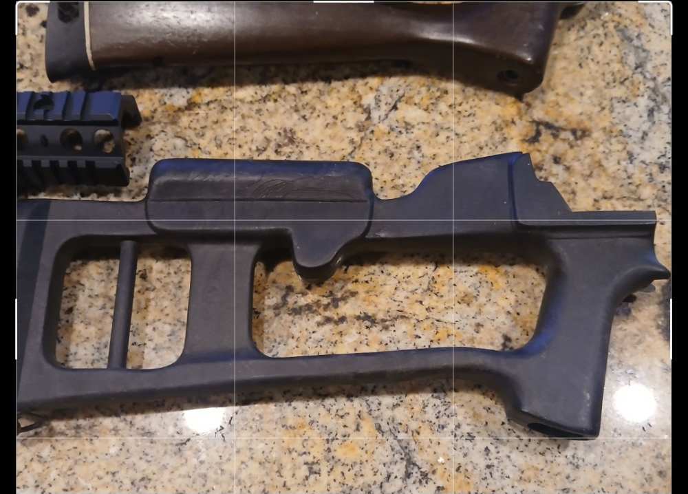 AK STOCK THUMBHOLE-img-3