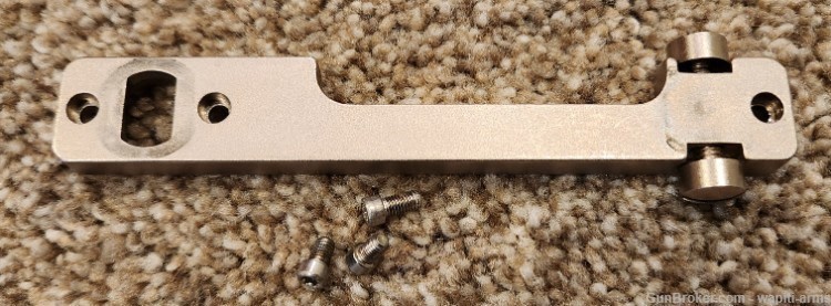 Used Leupold Rem 700 SA Base-img-0
