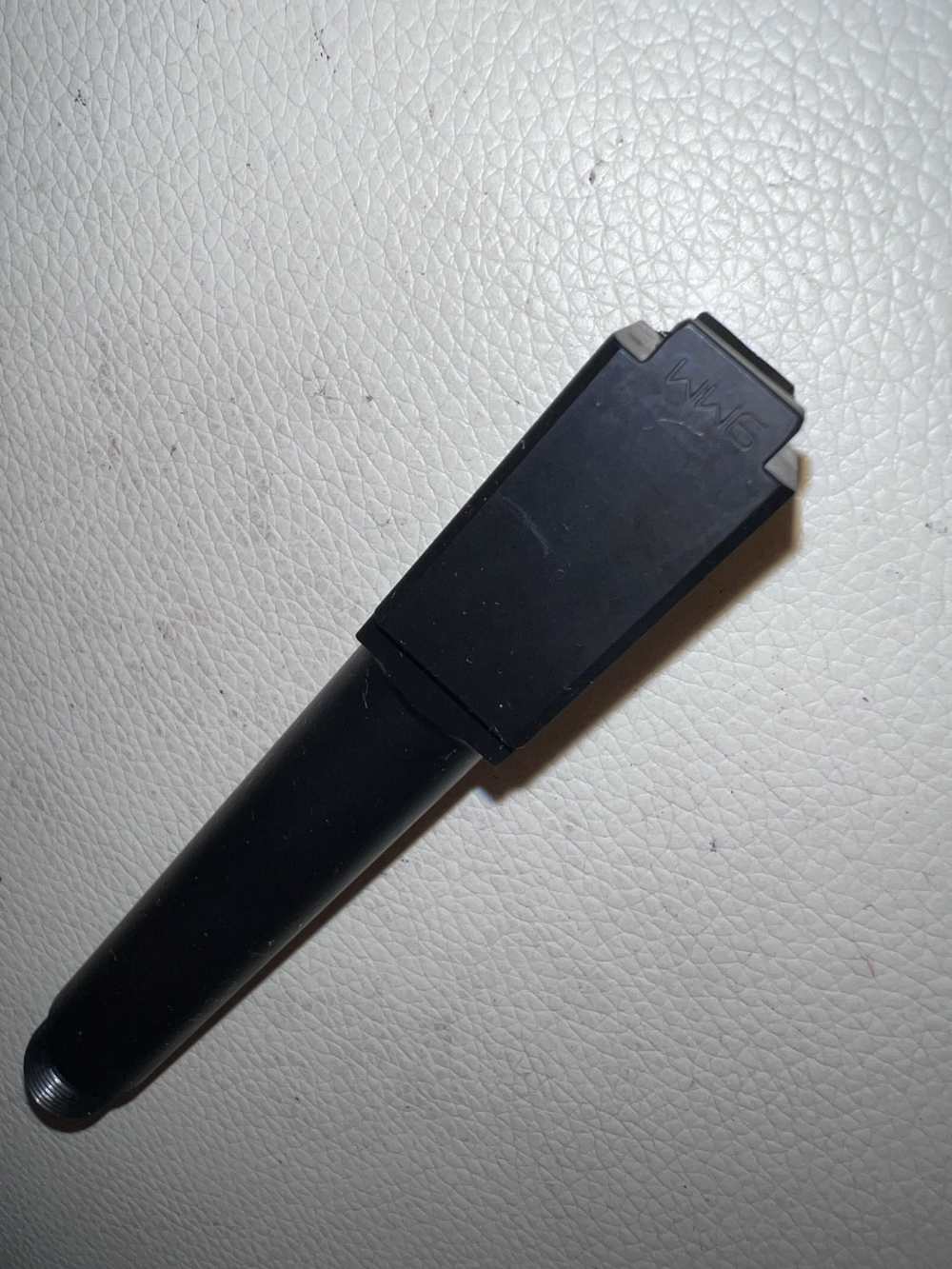 G19 threaded barrel Glock 19 Black w/ thread protector Gen 1-4-img-1
