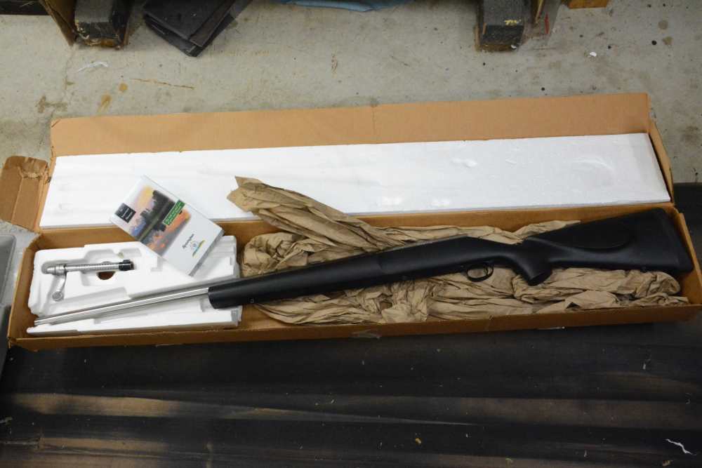 Remington 40-XB KS Varmint Special .243 Win Custom Shop Unfired w/ Box-img-0