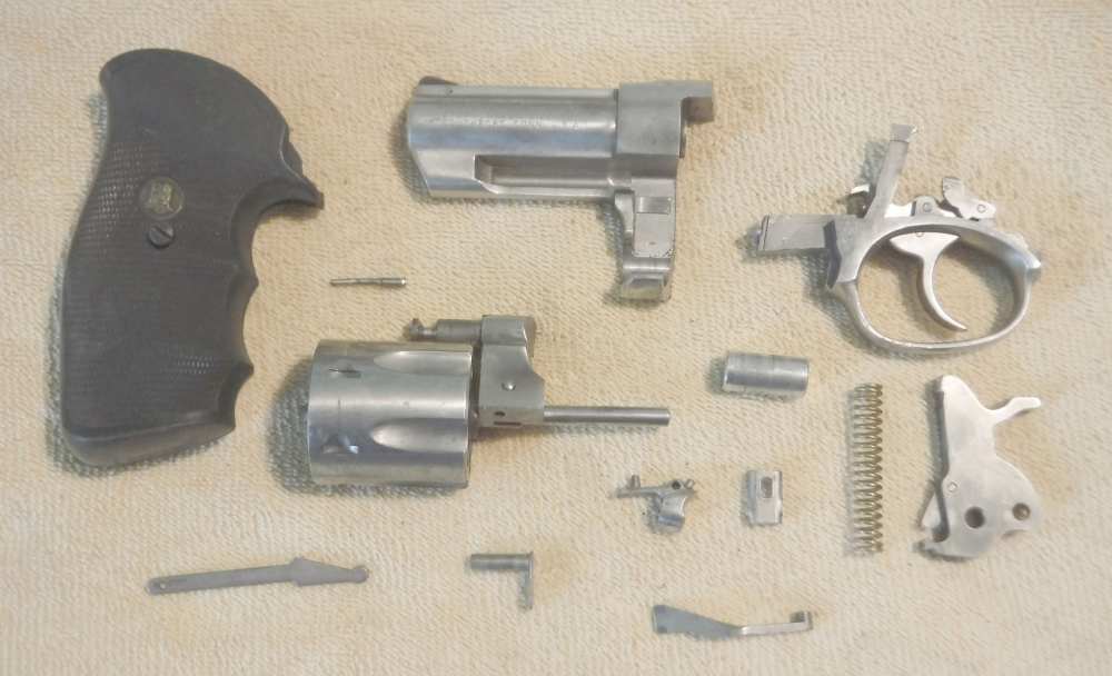 RUGER GP100 .357 REVOLVER REBUILD PARTS SET.  STAINLESS & VG!-img-0