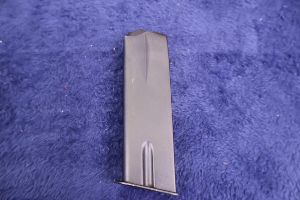 COLLECTOR GRADE BROWNING HI-POWER T-SERIES 9MM UNFIRED & UNRACKED? 1968 C&R-img-20