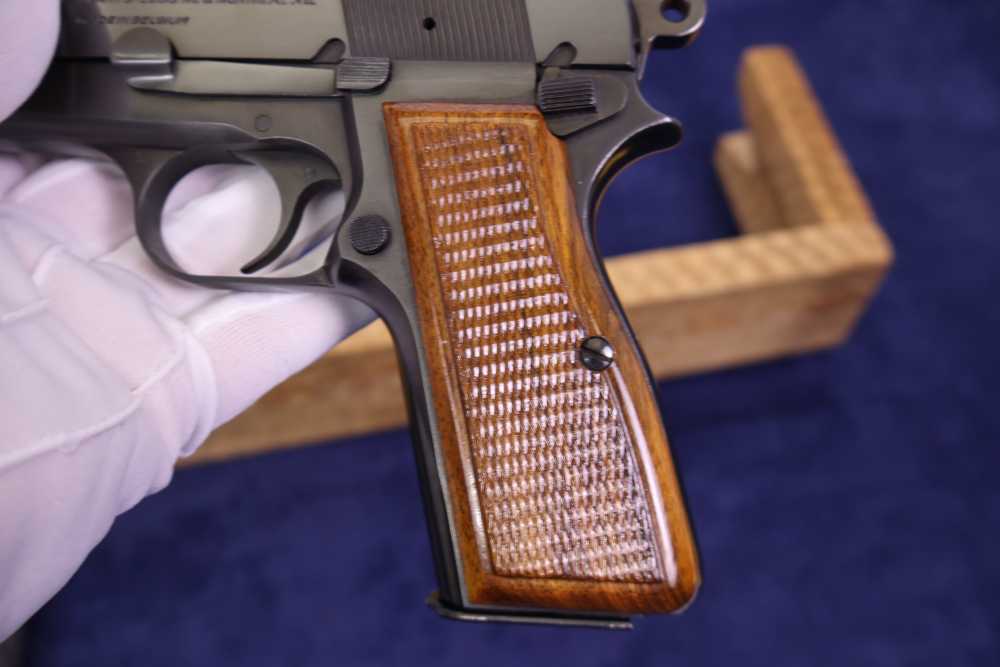 COLLECTOR GRADE BROWNING HI-POWER T-SERIES 9MM UNFIRED & UNRACKED? 1968 C&R-img-16