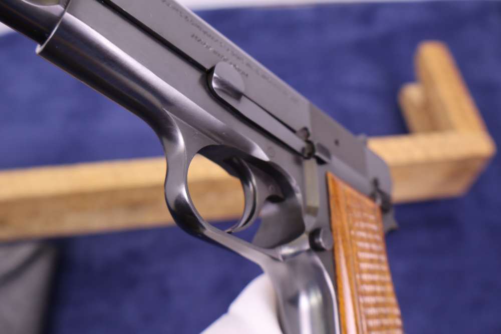 COLLECTOR GRADE BROWNING HI-POWER T-SERIES 9MM UNFIRED & UNRACKED? 1968 C&R-img-24