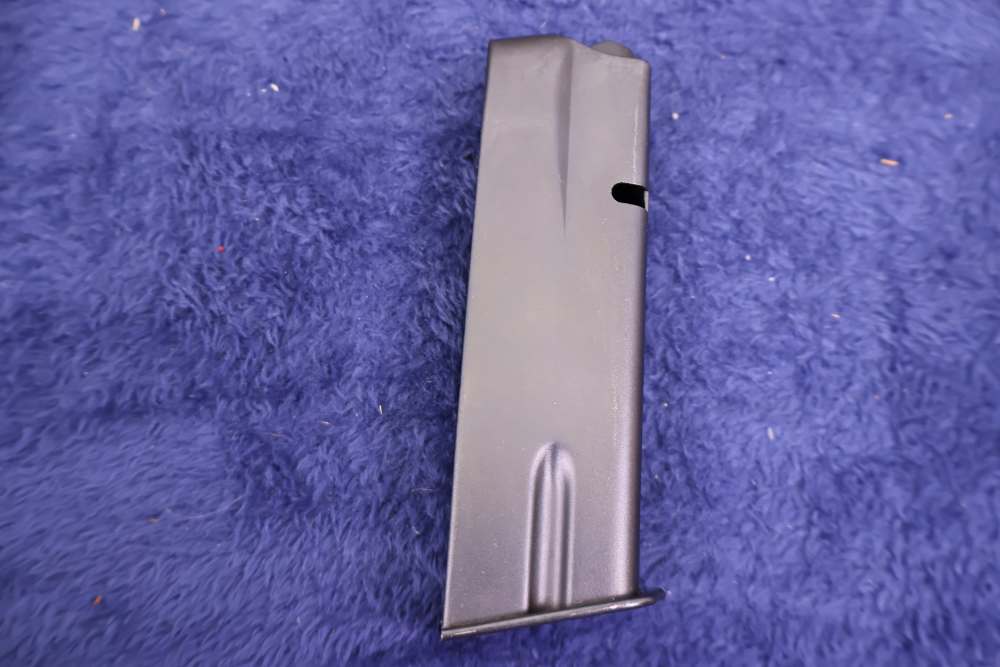 COLLECTOR GRADE BROWNING HI-POWER T-SERIES 9MM UNFIRED & UNRACKED? 1968 C&R-img-21