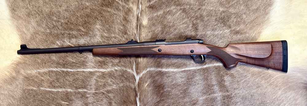 Winchester Model 70 Safari Express 375 H&H - Nice Wood - Unfired!-img-2