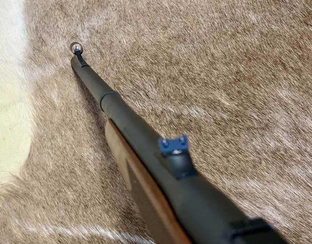 Winchester Model 70 Safari Express 375 H&H - Nice Wood - Unfired!-img-6