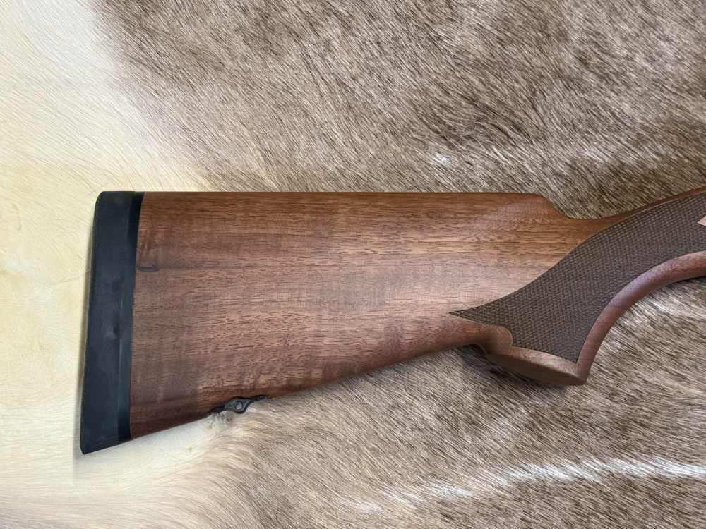 Winchester Model 70 Safari Express 375 H&H - Nice Wood - Unfired!-img-3