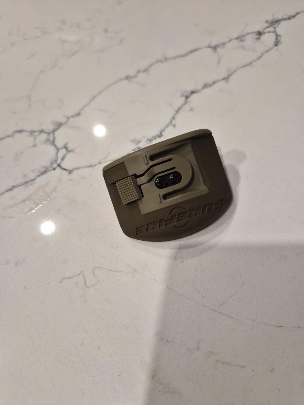Surefire helmet mount-img-1