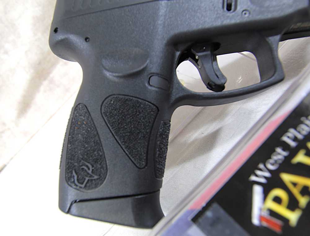 TAURUS G2C 9MM SEMI AUTO 3" 10+1 BLACK-img-4
