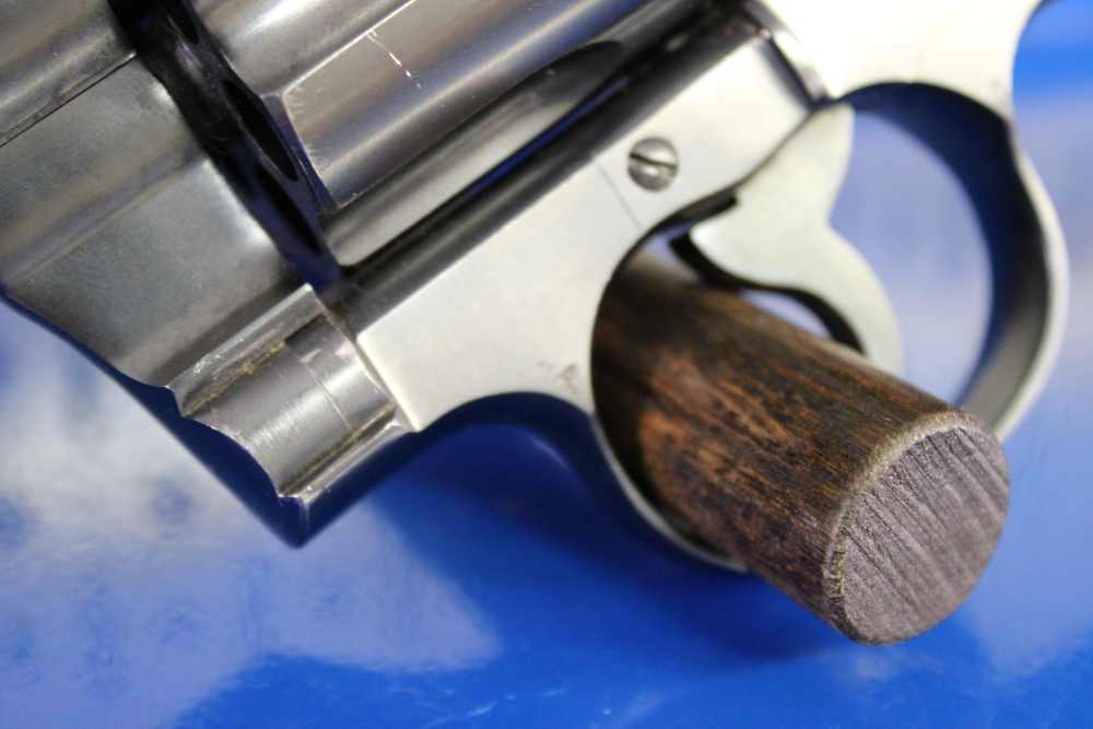 Colt Official Police - Dupont Security - 1942 - WWII - Excellent - Rare!-img-14