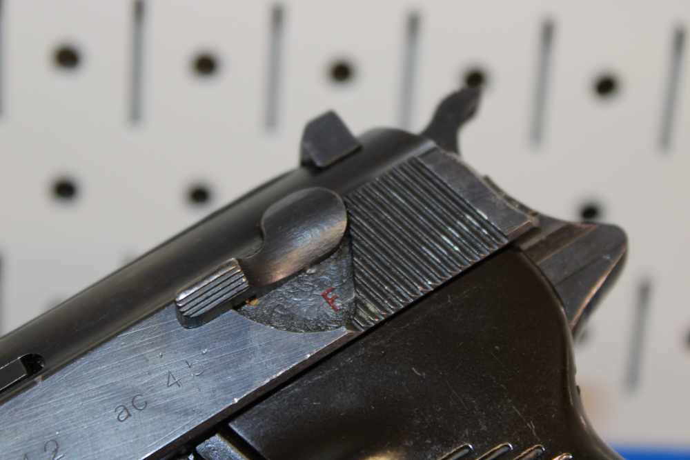 Walther P-38 (AC 45) - 9mm Luger - 1945 - Matching Magazine - Scarce - WWII-img-5