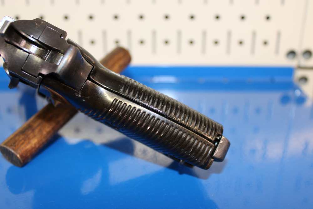 Walther P-38 (AC 45) - 9mm Luger - 1945 - Matching Magazine - Scarce - WWII-img-18