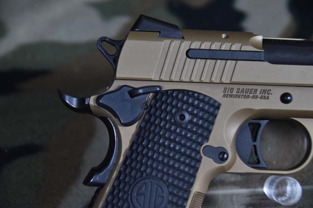 SIG 1911 Fastback Emperor Scorpion Carry 45ACP-img-3