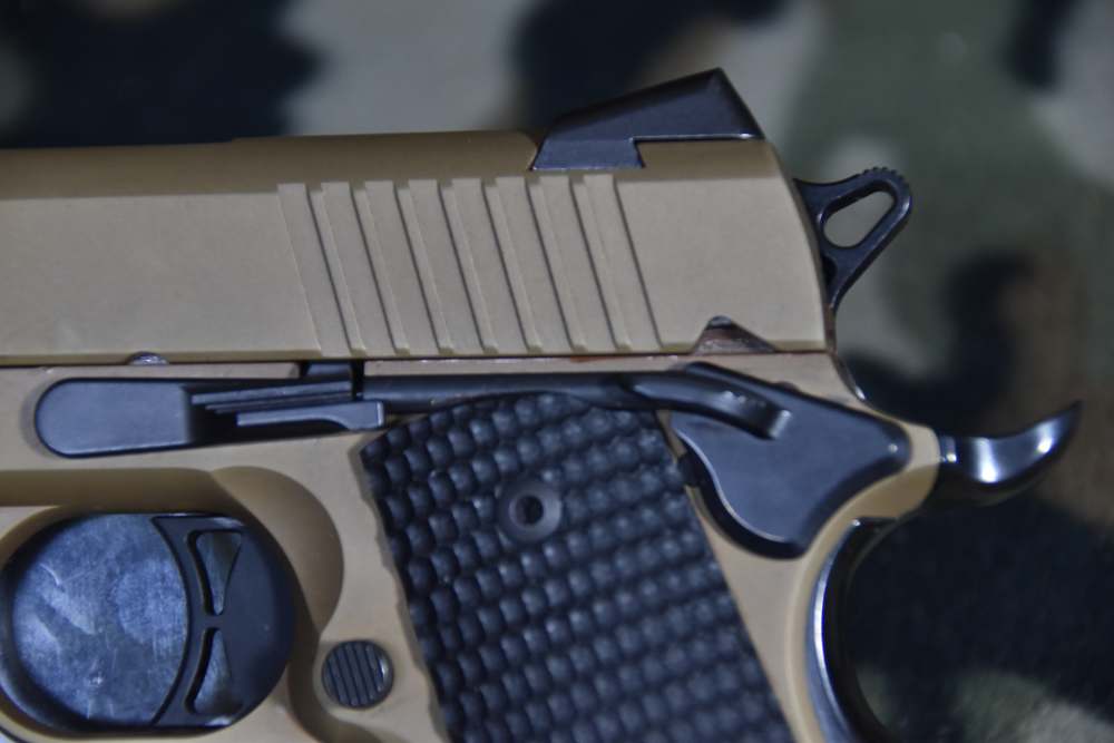 SIG 1911 Fastback Emperor Scorpion Carry 45ACP-img-7