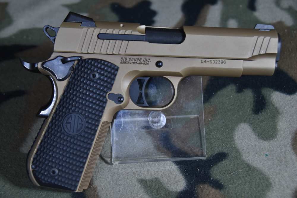 SIG 1911 Fastback Emperor Scorpion Carry 45ACP-img-0