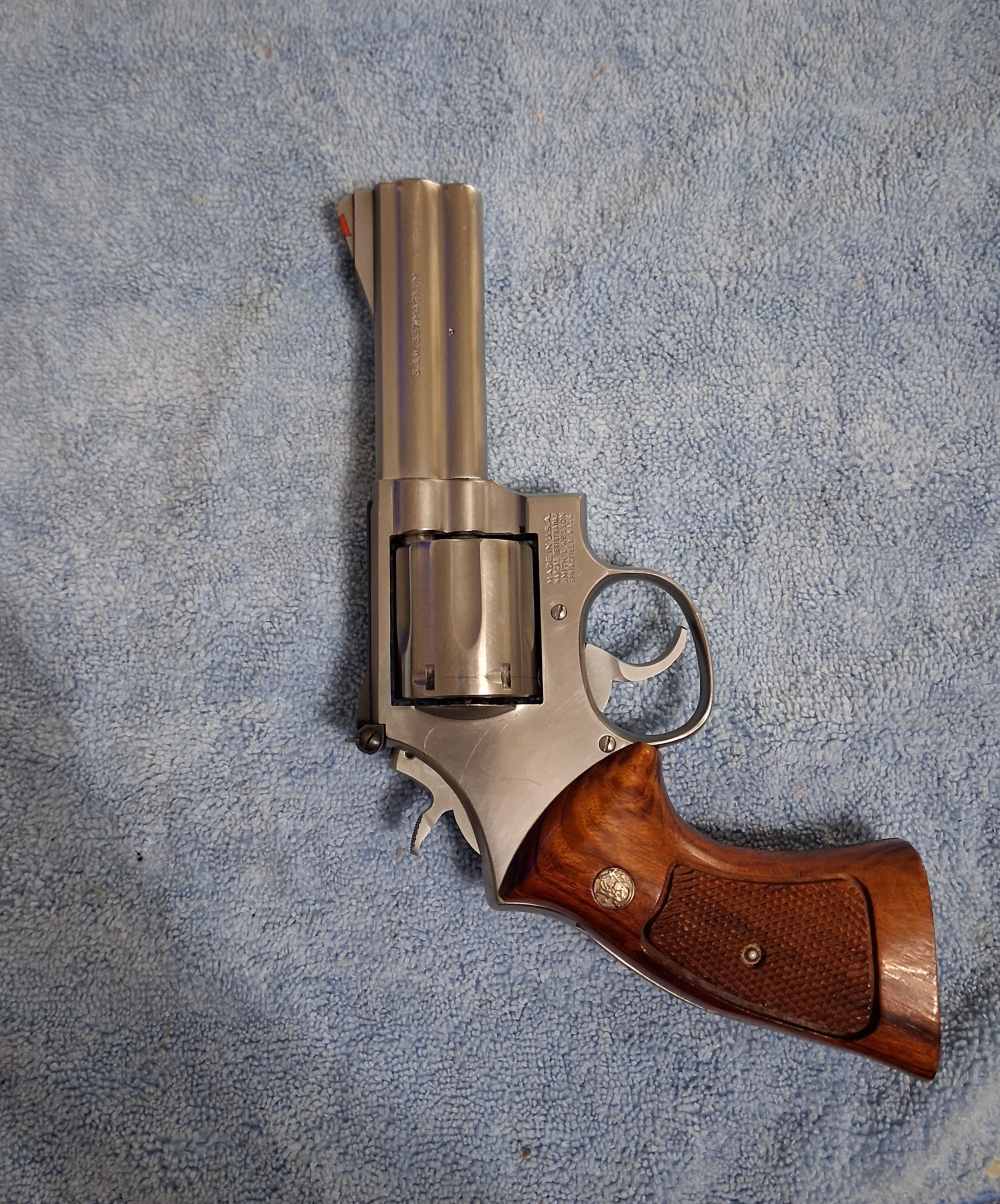 Used Smith & Wesson 686 NO Dash .357MAG 6rd 1983?-img-12