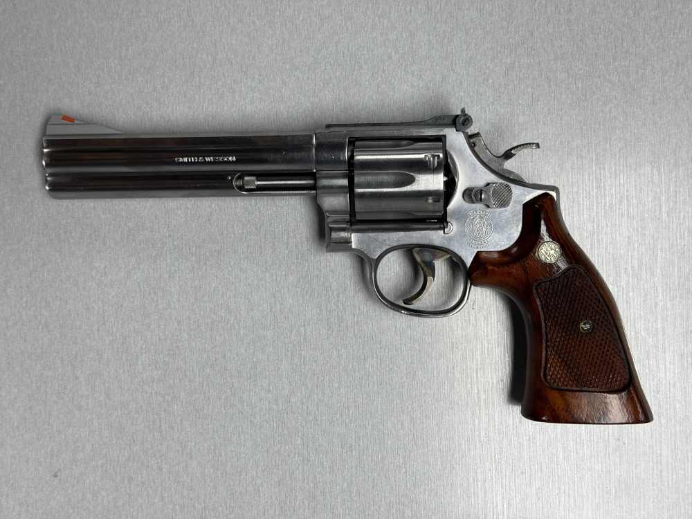 Smith&Wesson 686 .357 Magnum 6” 6RD Revolver -img-6