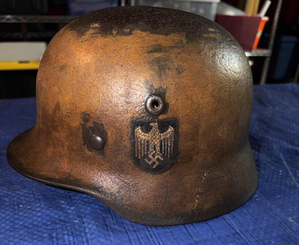 WW2 German Army Helmet-img-0