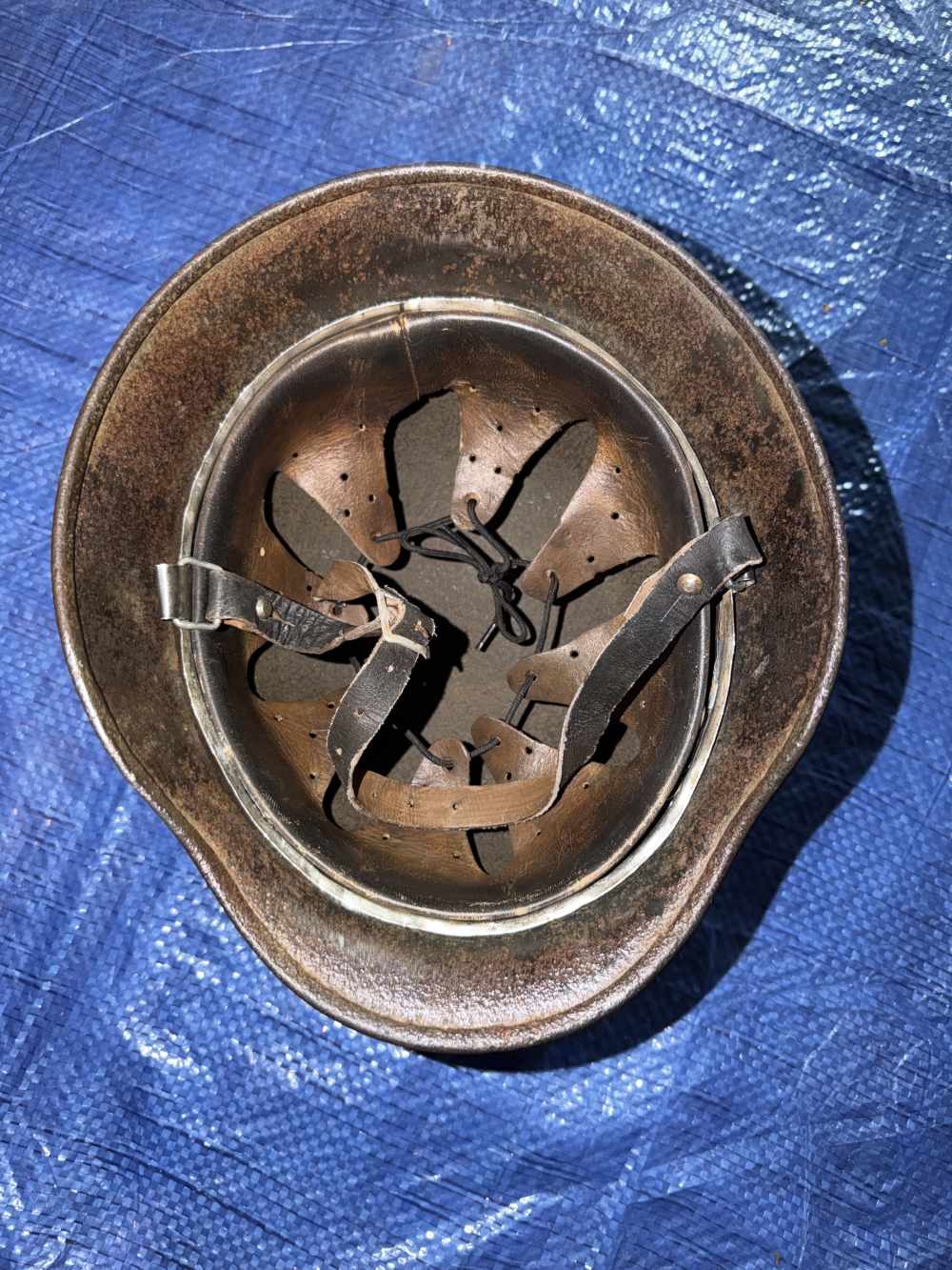 WW2 German Army Helmet-img-2