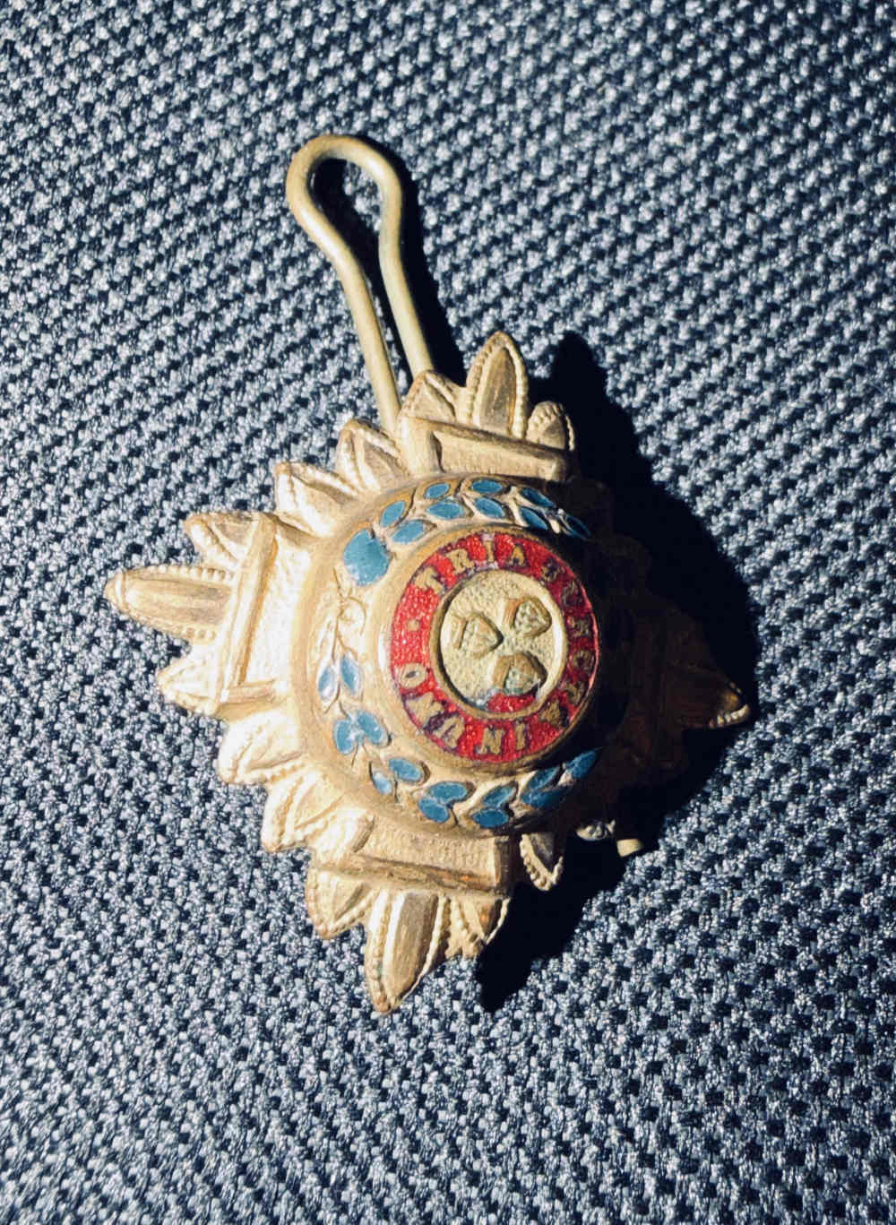 British Navy Officer’s Cap insignia & Order of the Bath Badge-img-3