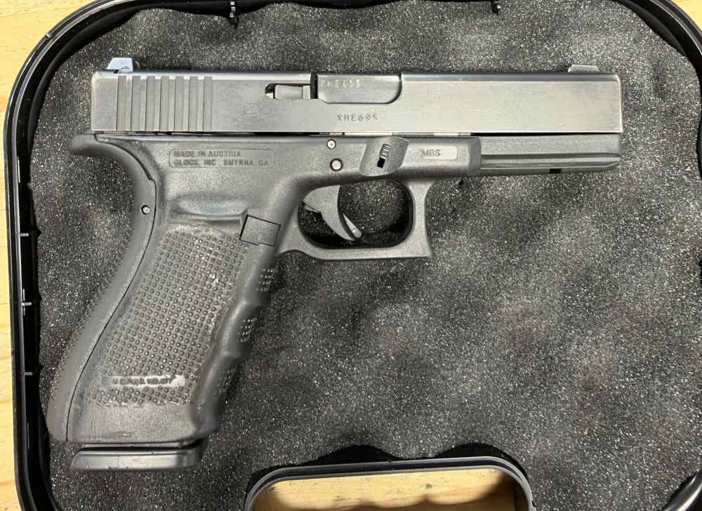 Glock 21 Gen 4-img-1