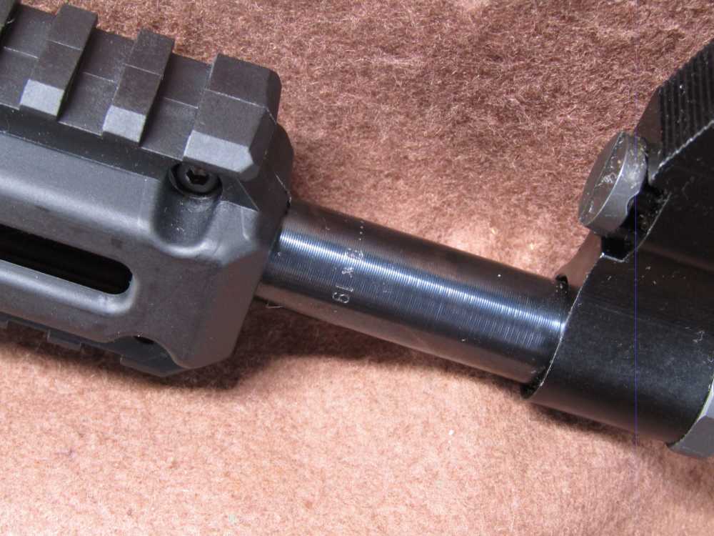 Keltec CNC Sub-2000 9 mm Folding Semi 16" BRL Glock 17 Rd Mag VG Bore-img-8