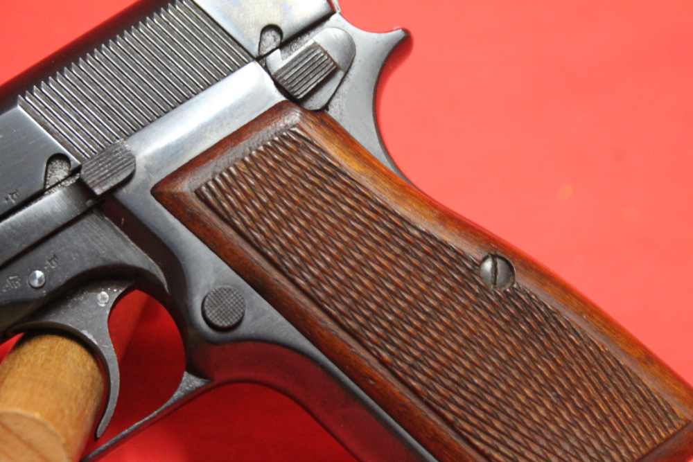 fn Browning Hi Power 9MM with Factory WW2 Holster Matching Numbers-img-16