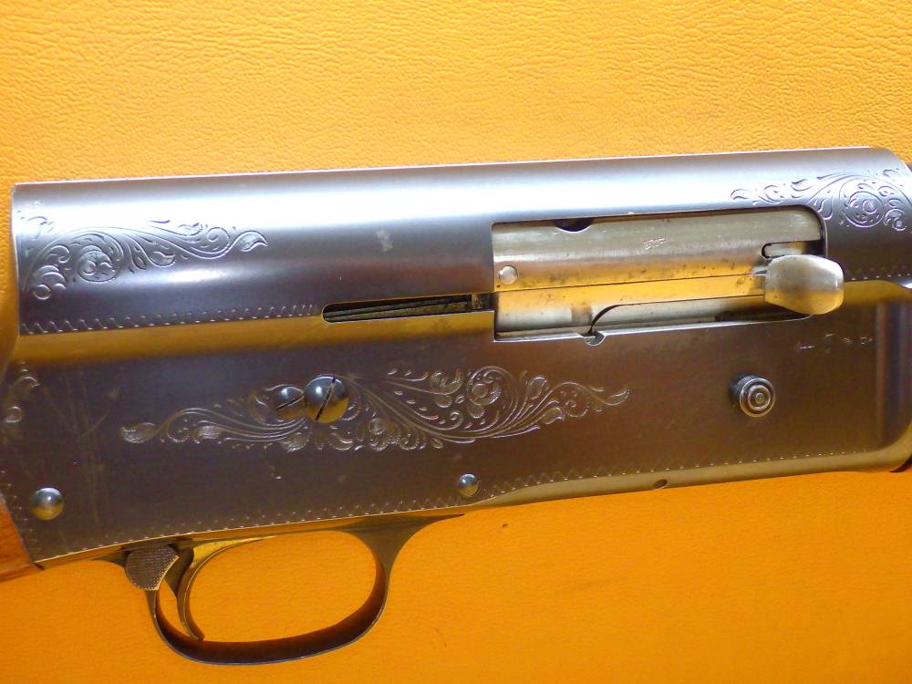 Belgian Browning A5 Light Twelve 12ga 30" Matte Rib Bbl Fixed FULL Walnut-img-11