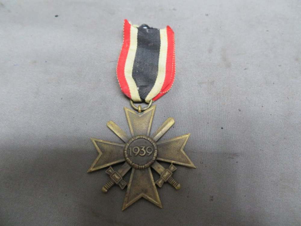 WWII GERMAN WAR MERIT CROSS 2ND CLASS W/ SWORDS-NICE DETAIL & PATINA-img-3