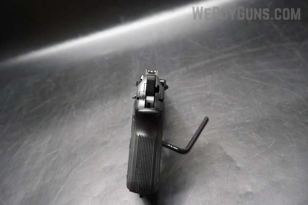Beretta 92 Compact L Semi-Automatic Pistol 9mm Parabellum-img-12