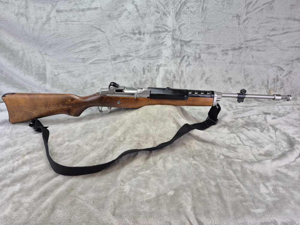Ruger Mini-14 .223 rem 1981 3 Mags Factory Box – EXCELLENT CONDITION! -img-1