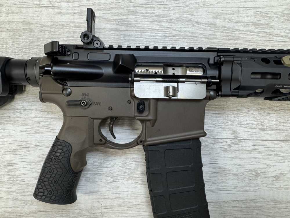 DANIEL DEFENSE DDM4 LOWER W/ B. KINGS UPPER RECEIVER .223 WYLDE  10.5''-img-2