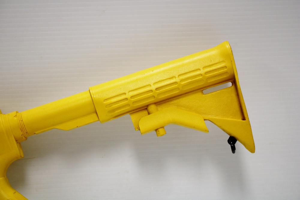 Ring's Blueguns Colt Law Enforcement Carbine Safety Yellow AR15 Dummy Rifle-img-3