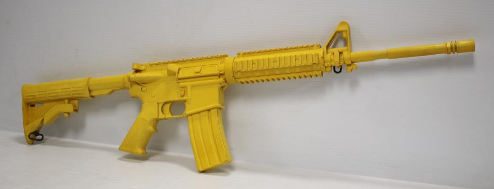Ring's Blueguns Colt Law Enforcement Carbine Safety Yellow AR15 Dummy Rifle-img-11