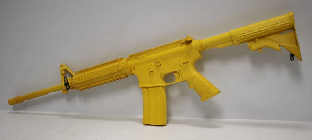 Ring's Blueguns Colt Law Enforcement Carbine Safety Yellow AR15 Dummy Rifle-img-2