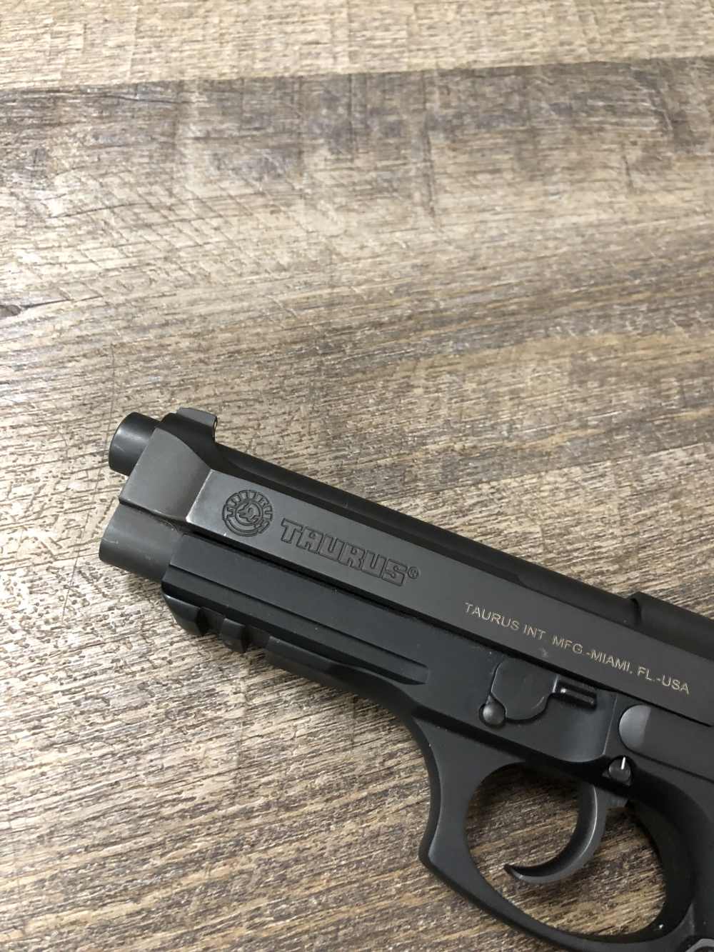 Nice Taurus PT 92 AF-D 9mm Semi Auto Pistol 5" Barrel w/ 4 Mags Black-img-5
