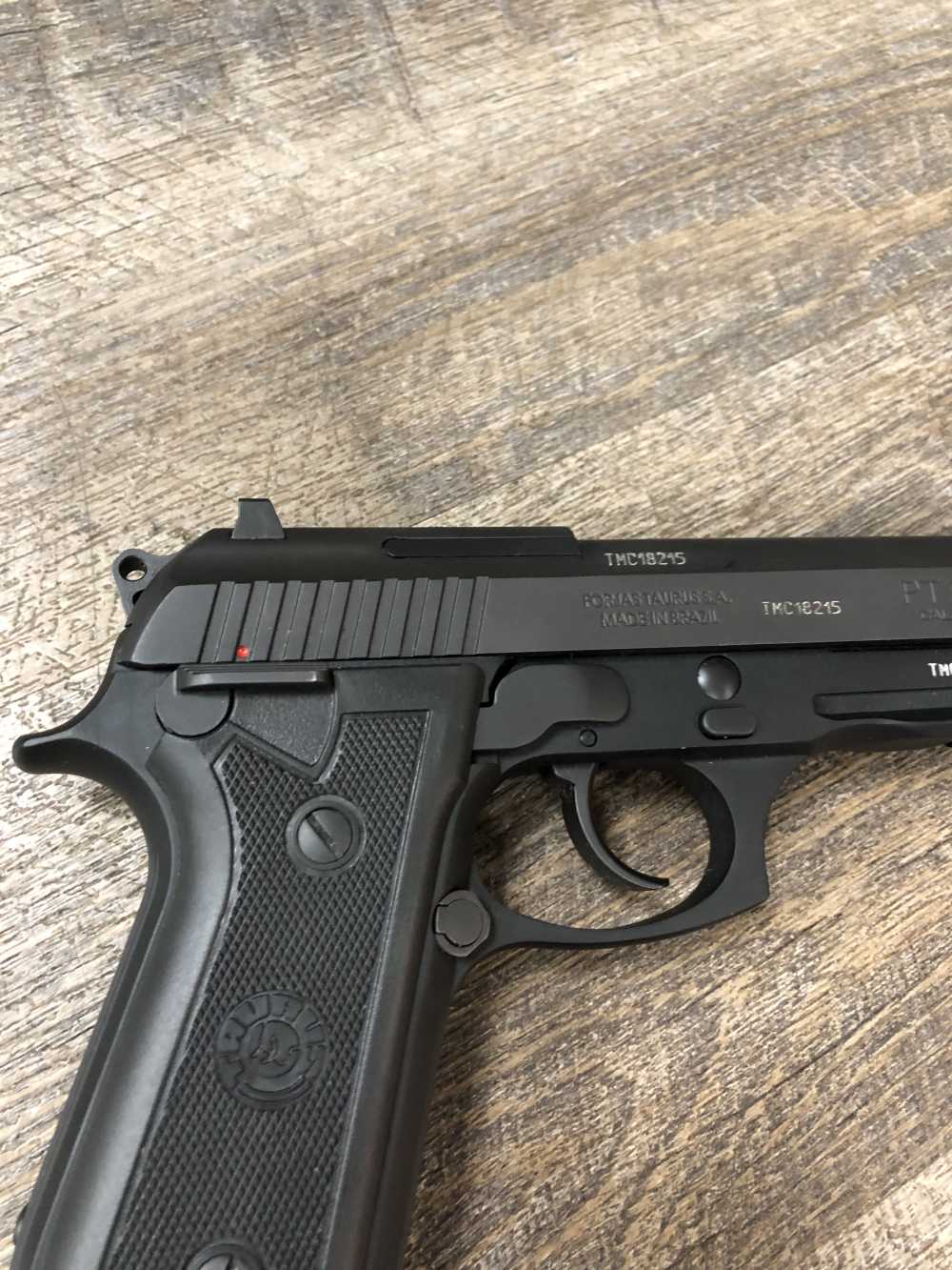 Nice Taurus PT 92 AF-D 9mm Semi Auto Pistol 5" Barrel w/ 4 Mags Black-img-8