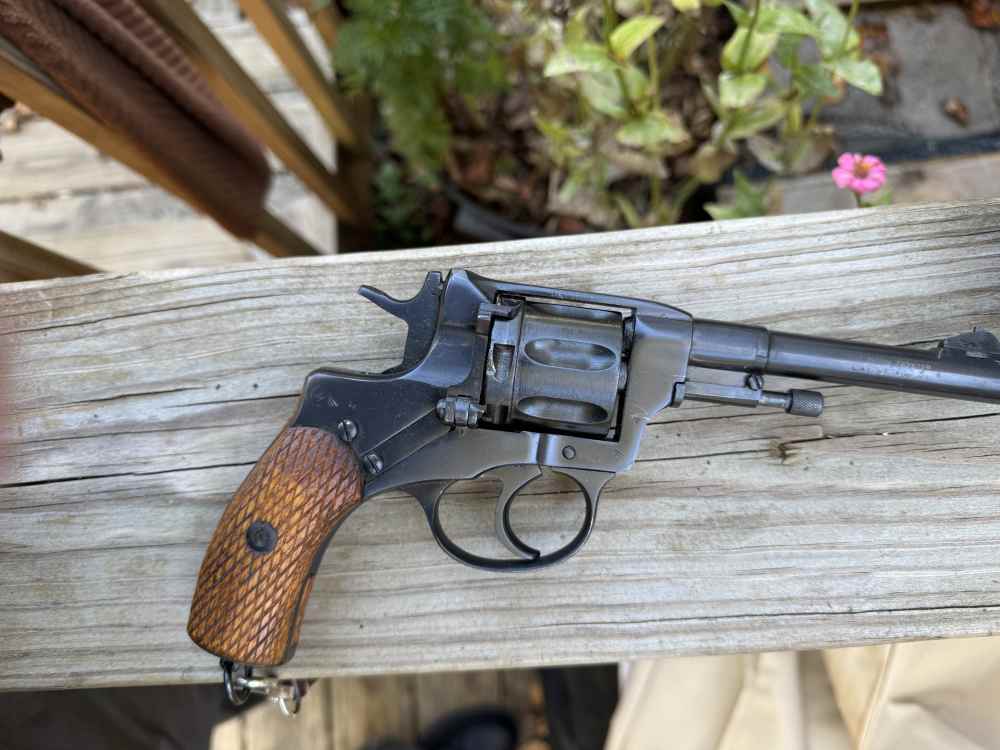 Russian Tula 1931 Nagant Revolver with Holster Near Mint C&R OK-img-2
