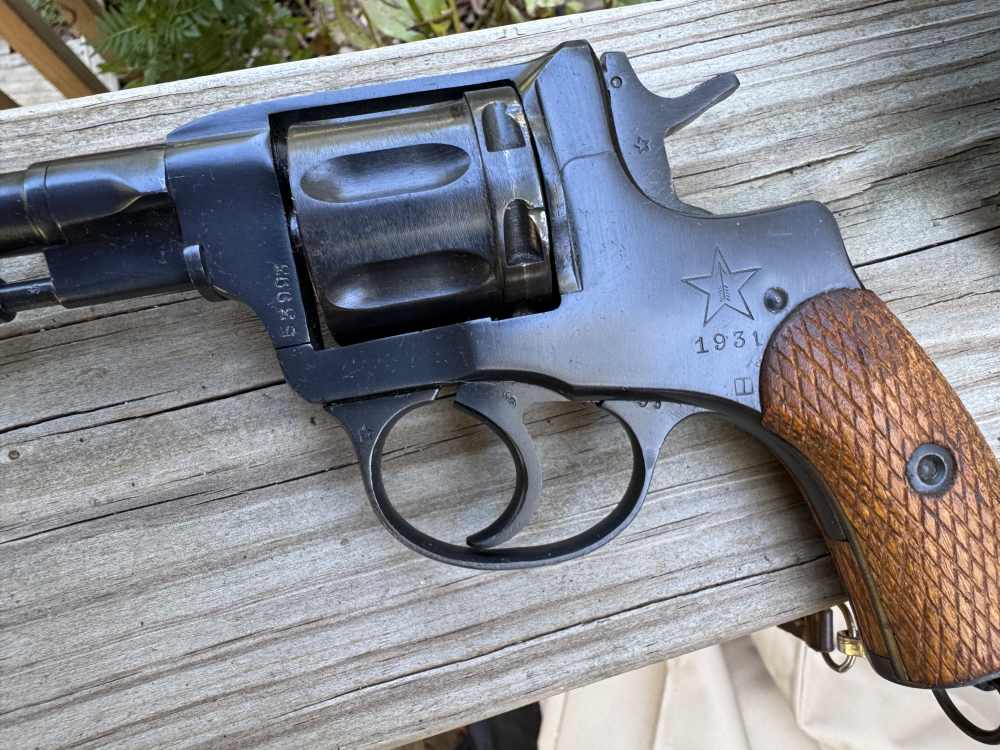 Russian Tula 1931 Nagant Revolver with Holster Near Mint C&R OK-img-4