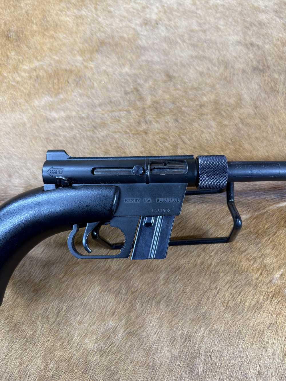 Henry US Survival 22LR Takedown Rifle 16" Barrel Black 8+1-img-3