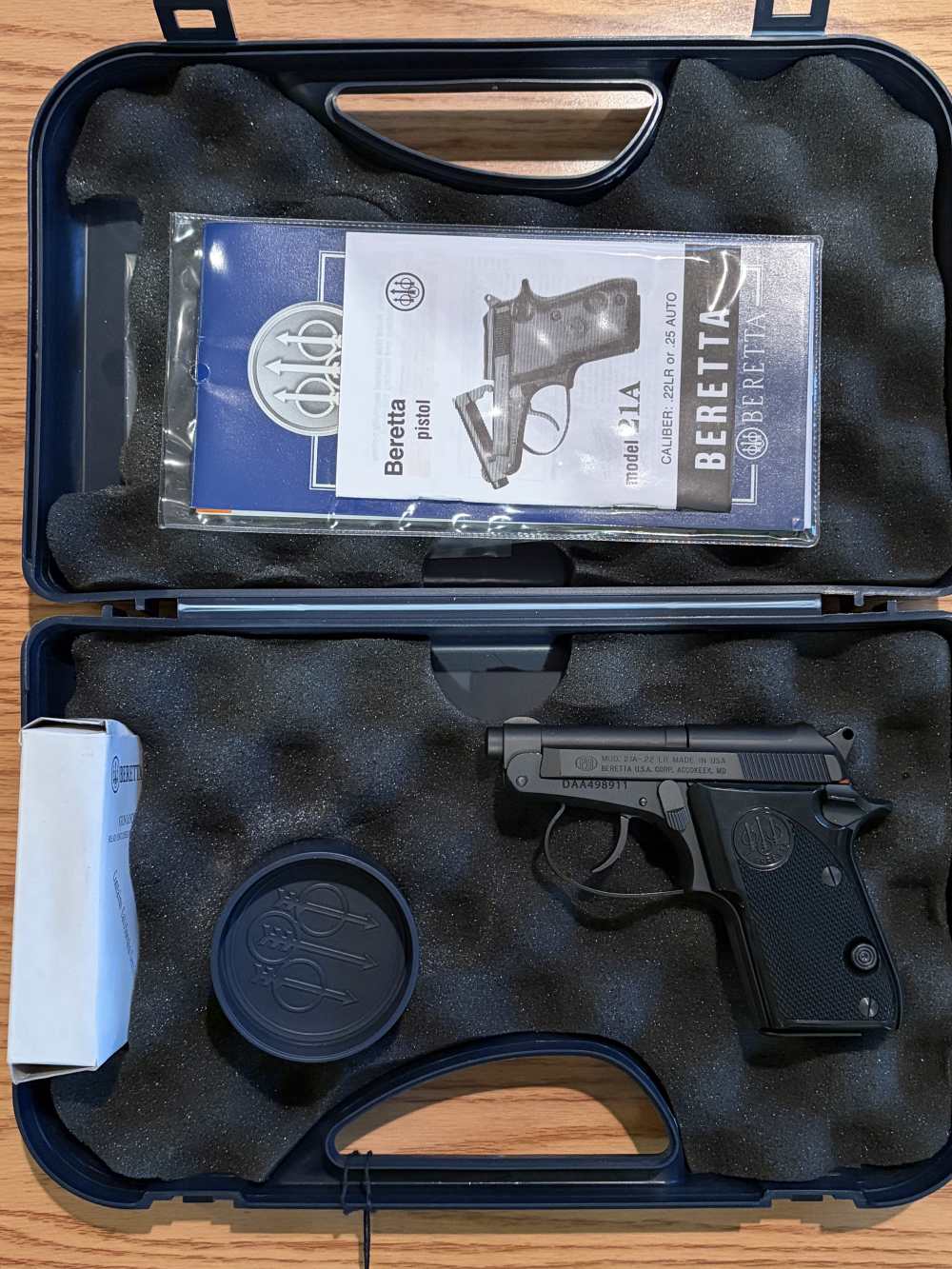 Beretta 21A Bobcat .22 LR Very Good used condition -img-6
