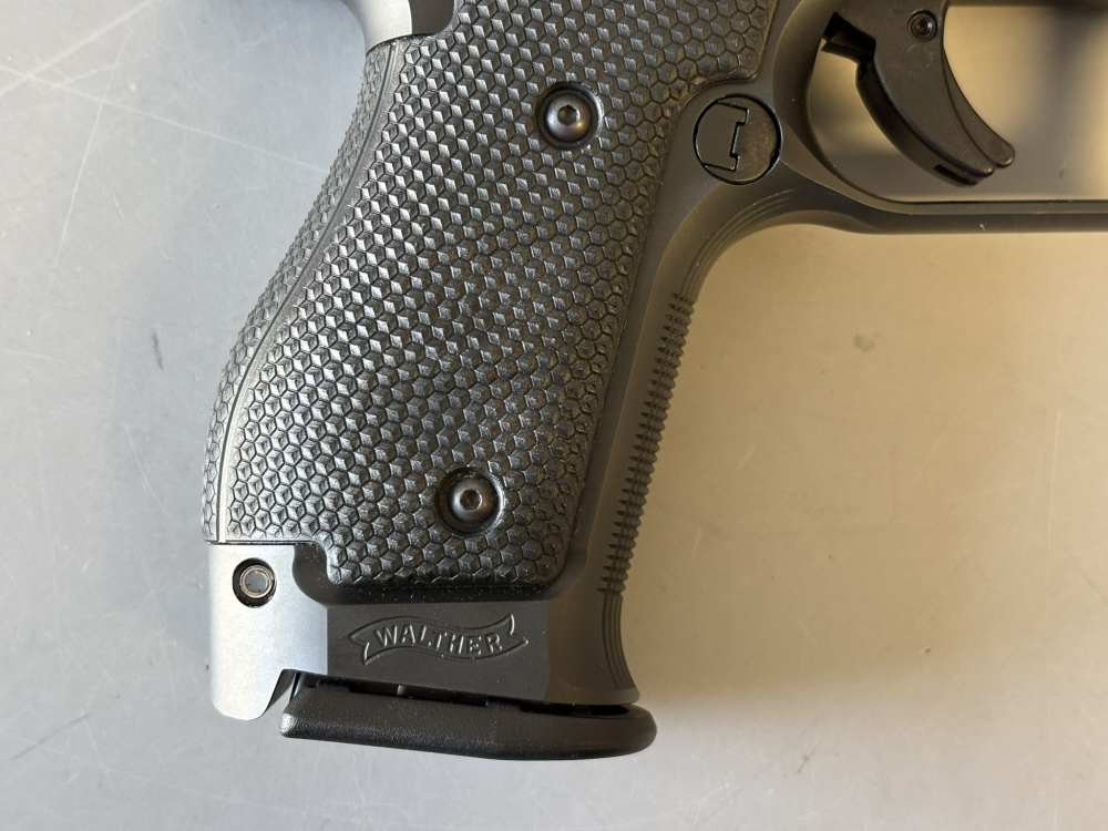 Walther Q4 SF 9mm 4" 15+1 EXCELLENT-img-8