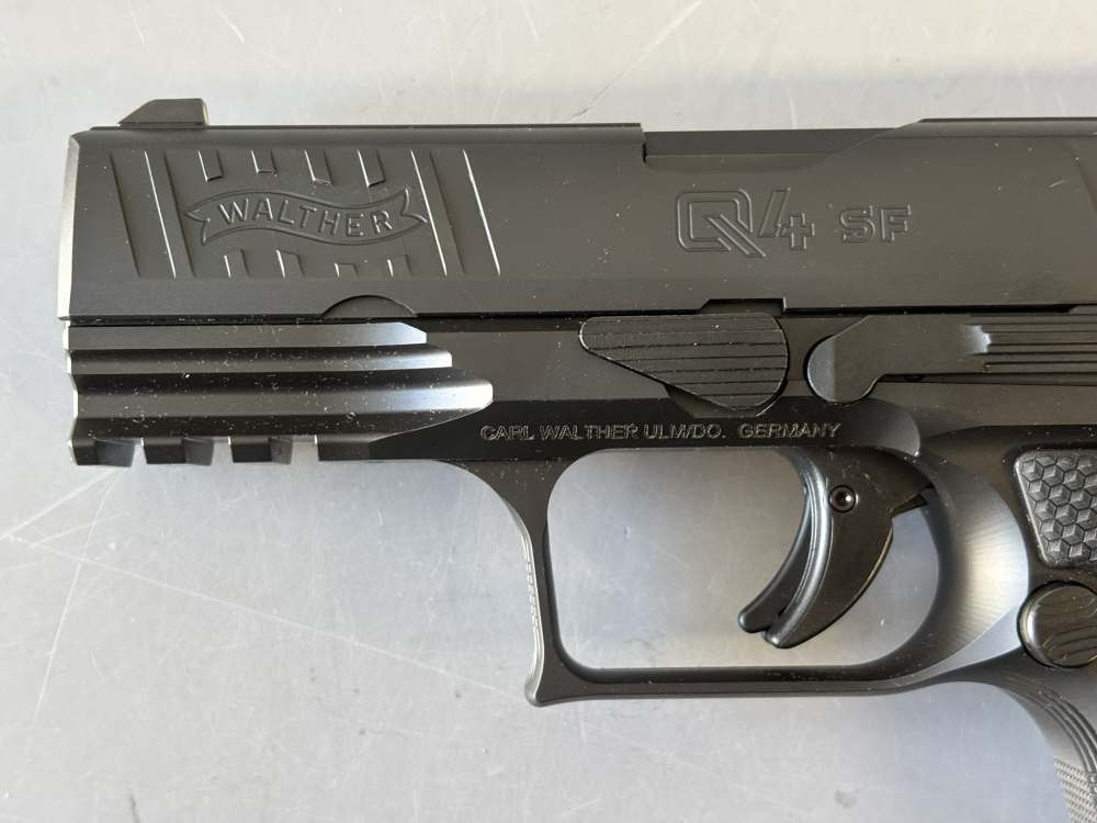 Walther Q4 SF 9mm 4" 15+1 EXCELLENT-img-4