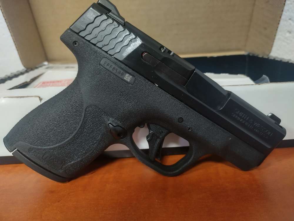 Smith & Wesson MP9 Shield COMPLIANT-img-2